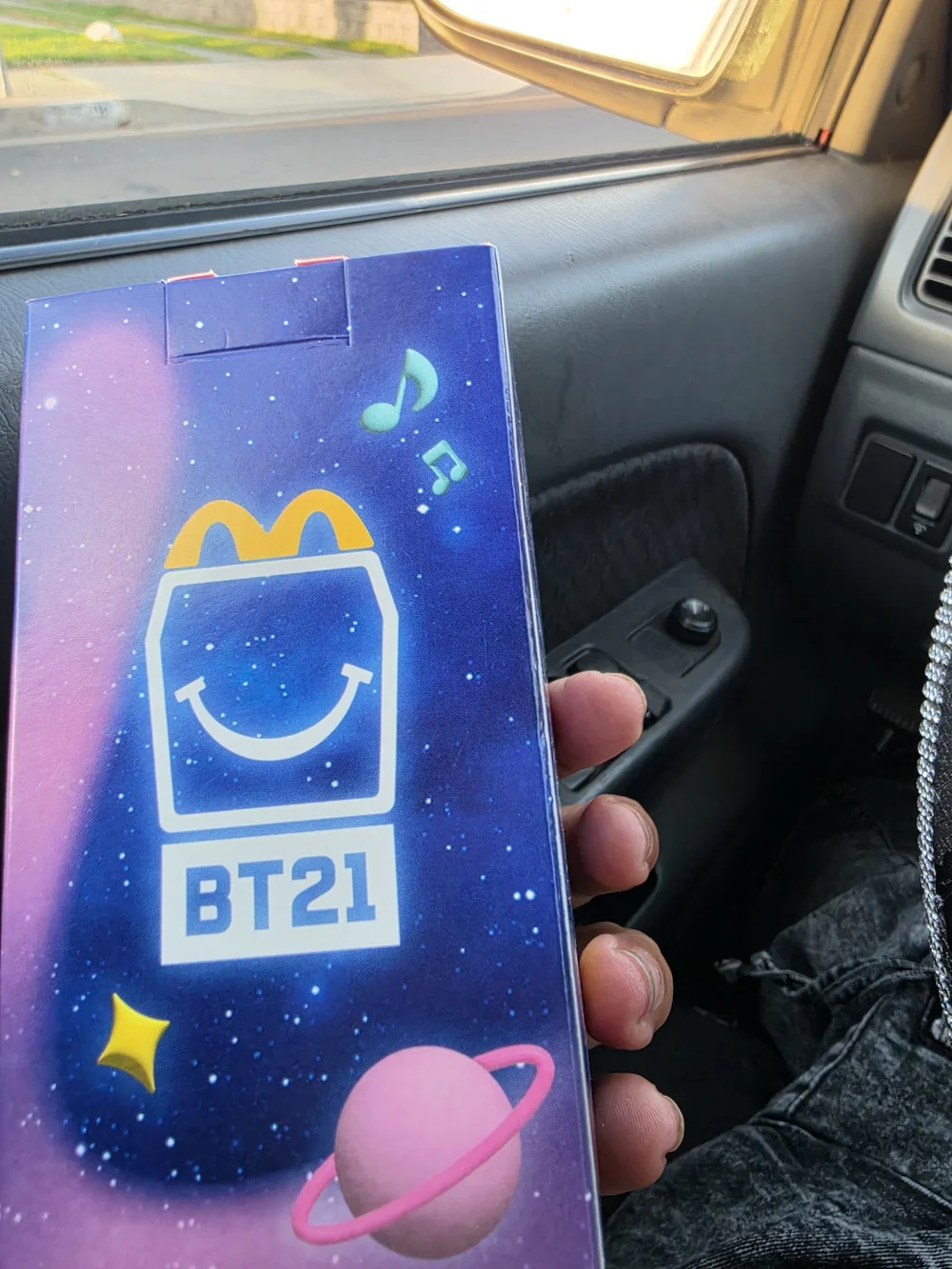 BT21 happy Meal 2026 BTS Collaboration. Box Included. New Not Openned. Free Gift